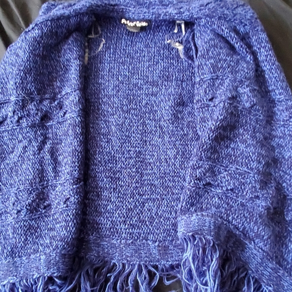 Girls Sweater - Picture 2 of 2